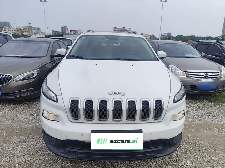 Cherokee 2017 2.0L photo 2