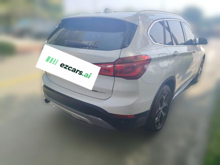 X1 2019 sDrive18Li Exclusive photo 4