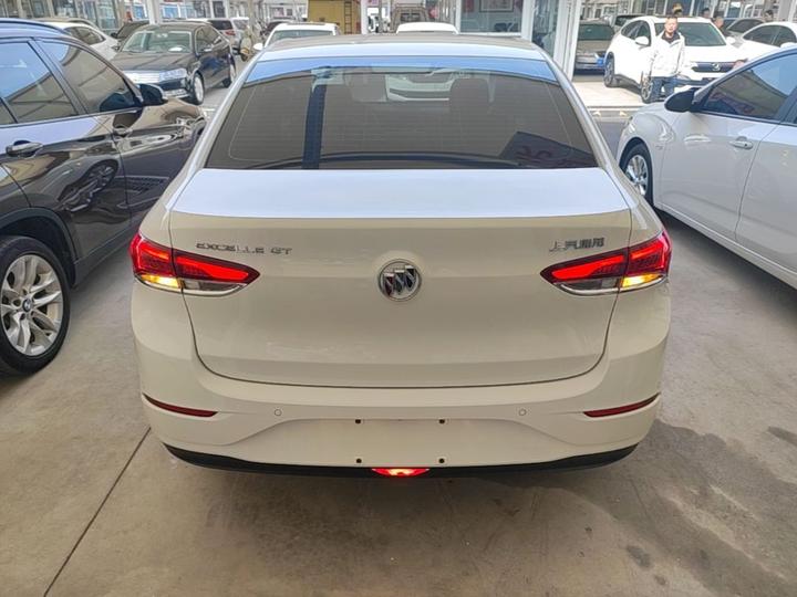 Excelle 2021 Facelift Classic 1.5L AT Progressive photo 5