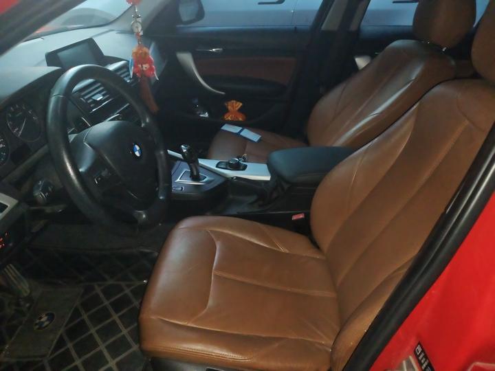 1 Series Imported 2012 116i Leading photo 7