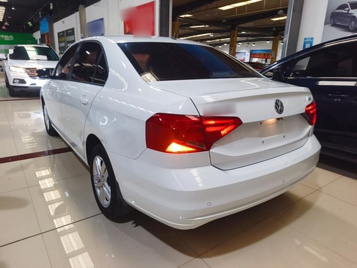 2019 1.5L AT Fashion photo 4