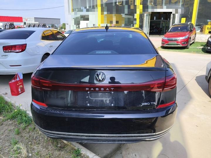 Passat 2023 Facelift 280TSI Business photo 3