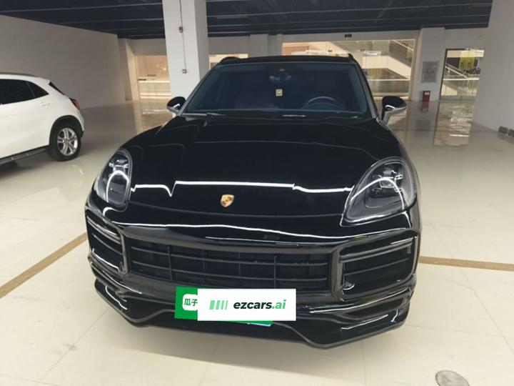 2019 Cayenne Coupé 3.0T photo 2