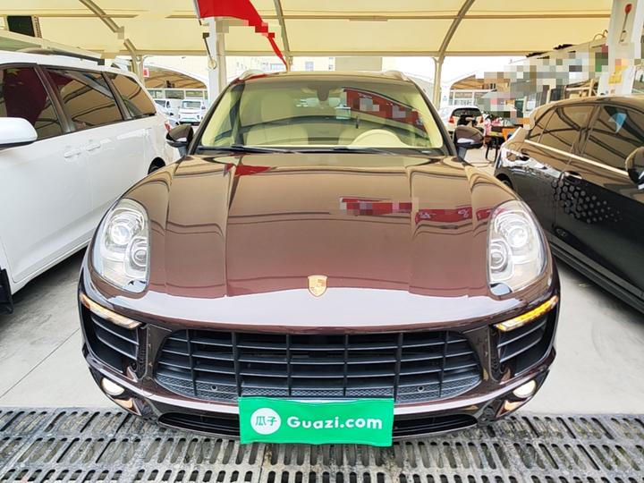 2016 Macan 2.0T photo 2