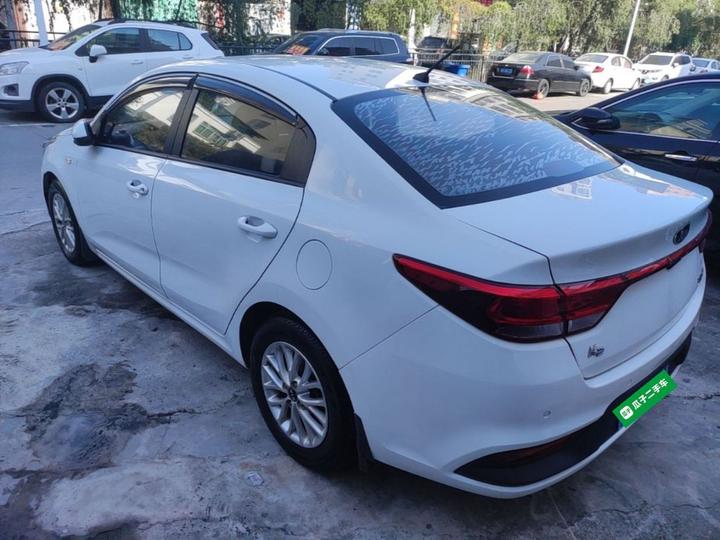 K2 2017 Sedan 1.4L AT GLS photo 4