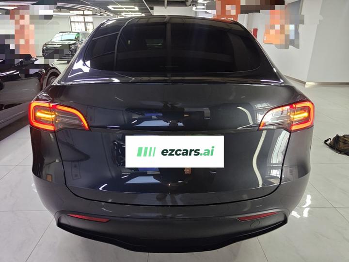 Model Y 2024 RWD photo 3
