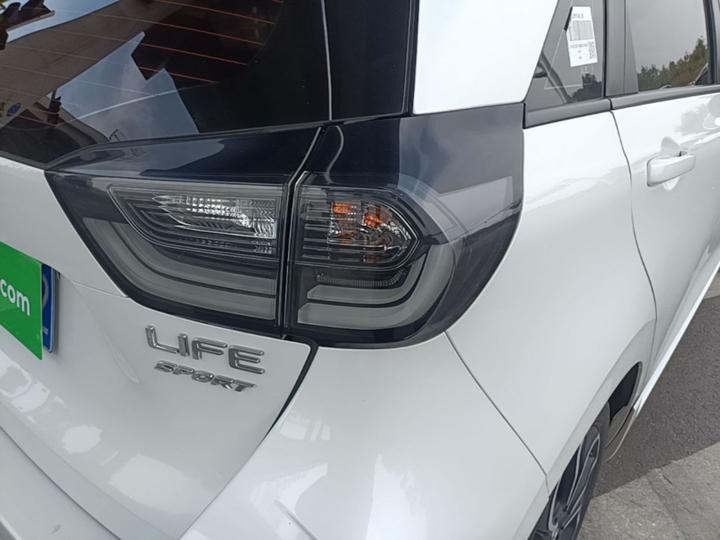 LIFE 2021 1.5L CVT SPO-SS photo 7