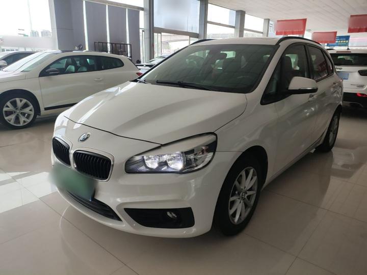 2 Series Wagon 2016 218i Fashion