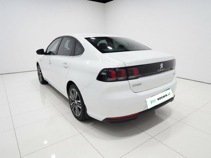 308 2018 1.6L AT Luxury photo 4