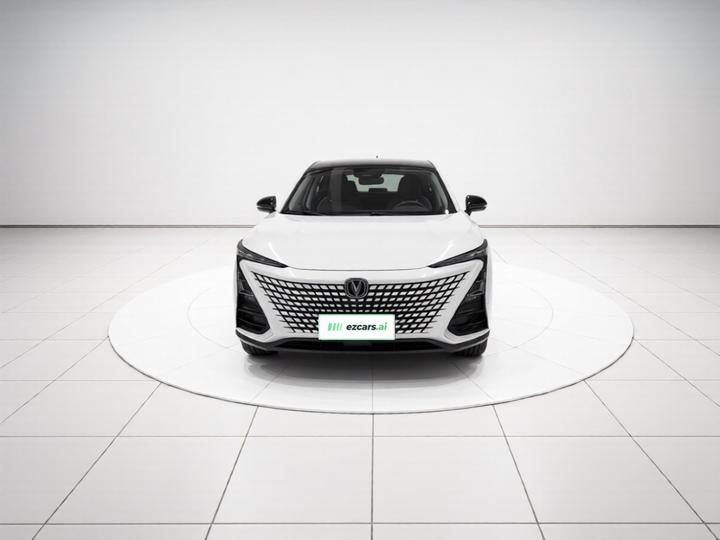 UNI-T 2020 1.5T Premium photo 2