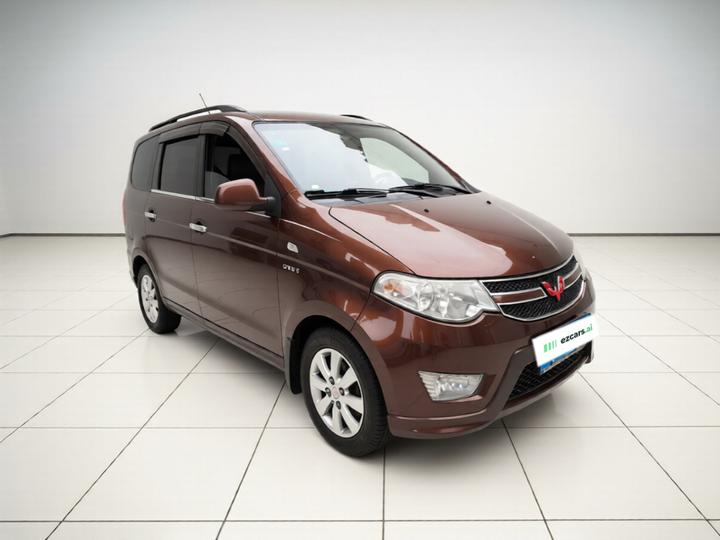 Wuling Hongguang 2016 1.5L S Comfort photo 3