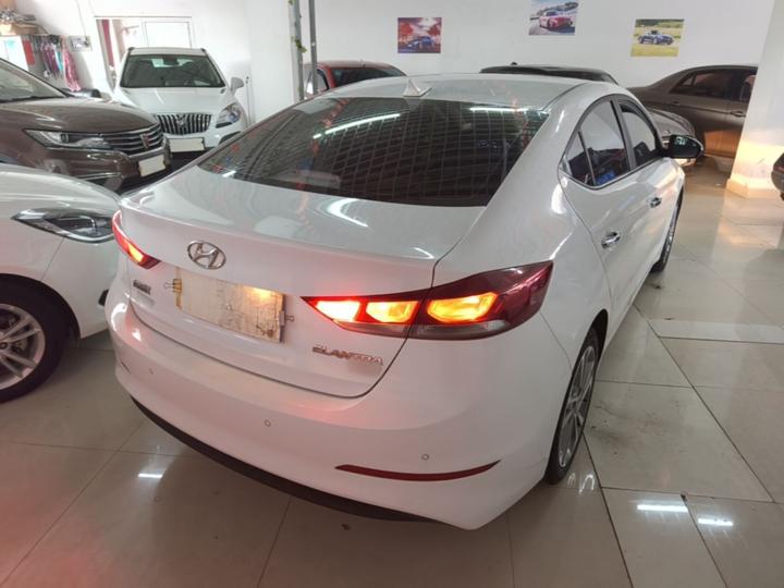Elantra 2016 1.6L AT Smart Elite photo 4