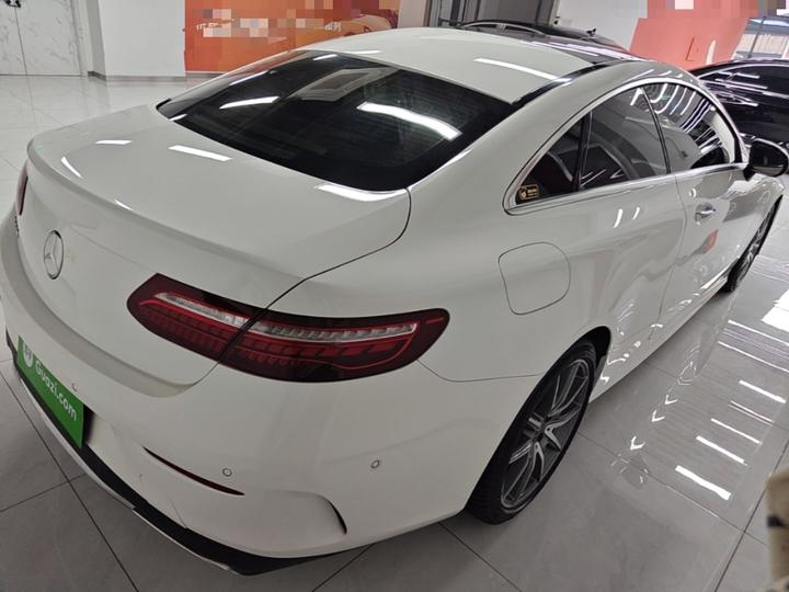 E-Class Imported 2023 E 260 Coupe photo 4