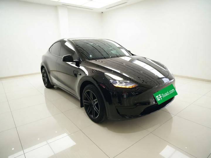 Model Y 2023 RWD photo 3