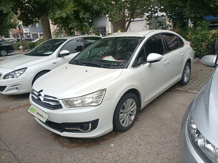 2013 Sedan 1.6L AT