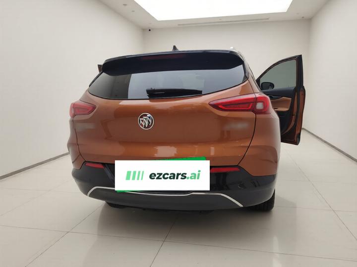 2020 20T CVT Luxury photo 5