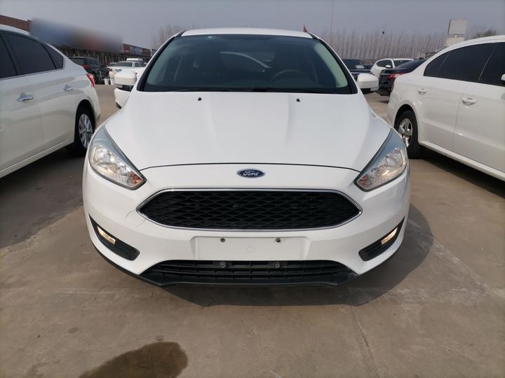 Focus 2017 Hatchback 1.6L AT Comfort photo 2