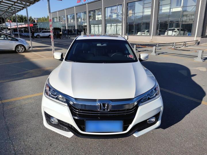 Accord 2016 2.0L Comfort photo 2