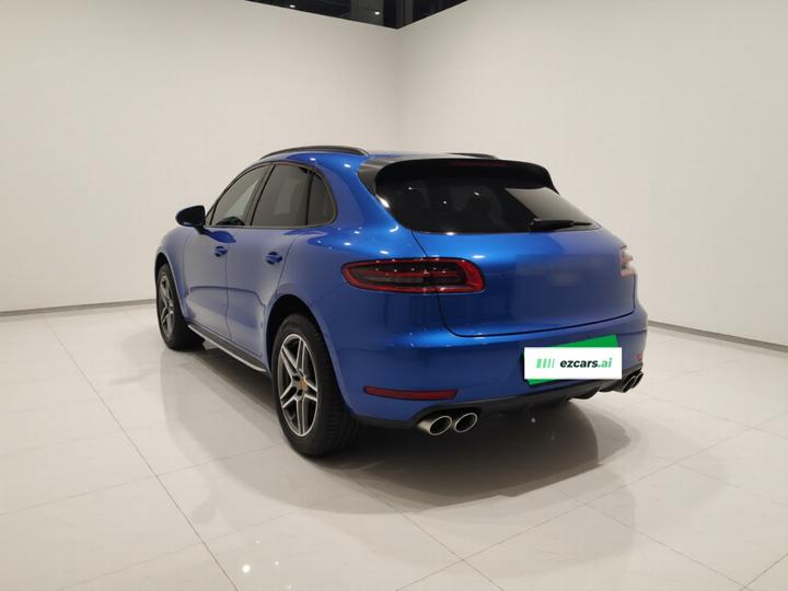 2017 Macan 2.0T photo 4