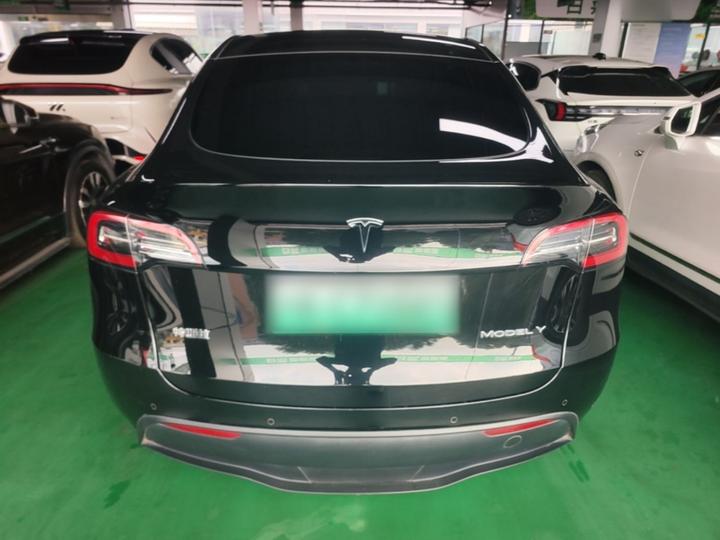 Model Y 2022 Facelift RWD photo 5
