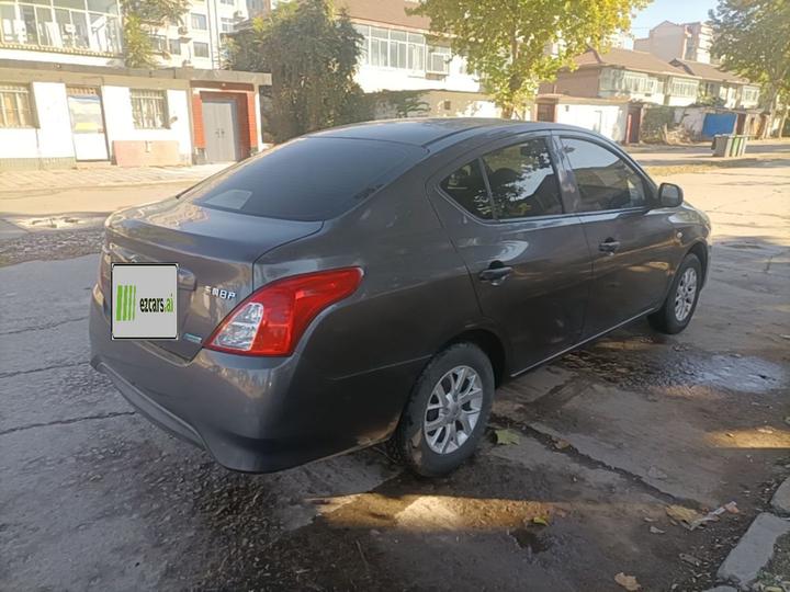 2014 1.5XE MT Comfort photo 4