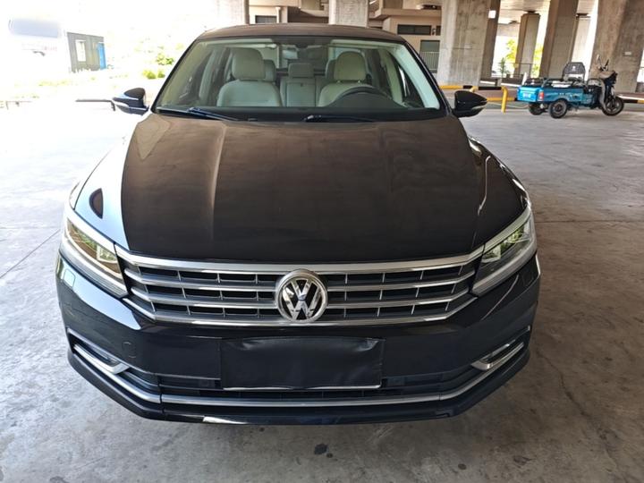 Passat 2017 380TSI DSG photo 2