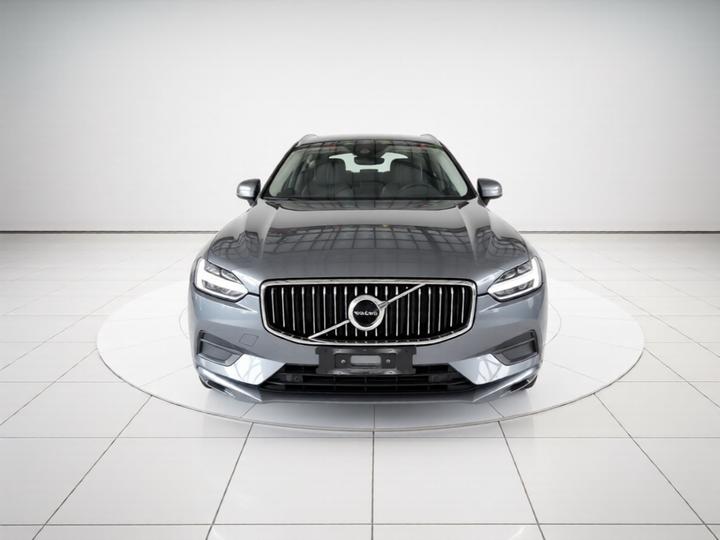 XC60 2018 T5 AWD photo 2