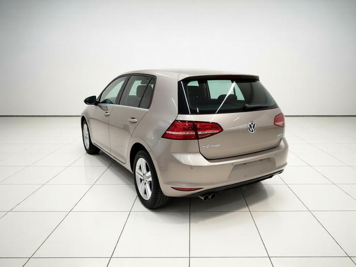 Golf 2016 230TSI AT Comfort photo 4