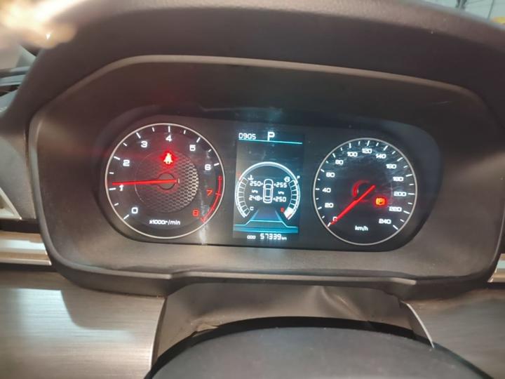 Qin 2019 1.5L AT Luxury photo 7