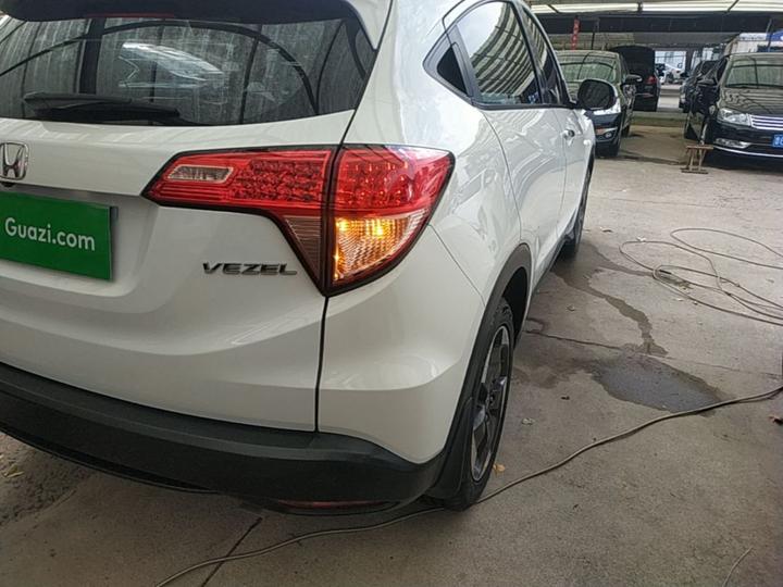 Vezel 2016 1.8L CVT RWD Pioneer photo 7