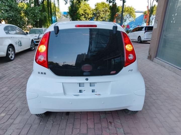 F0 2015 1.0L AMT photo 3