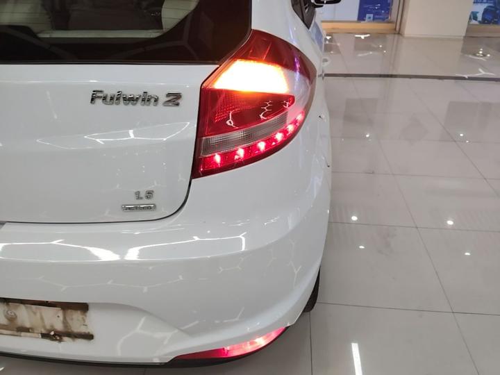 Fulwin 2 2015 1.5L MT photo 7