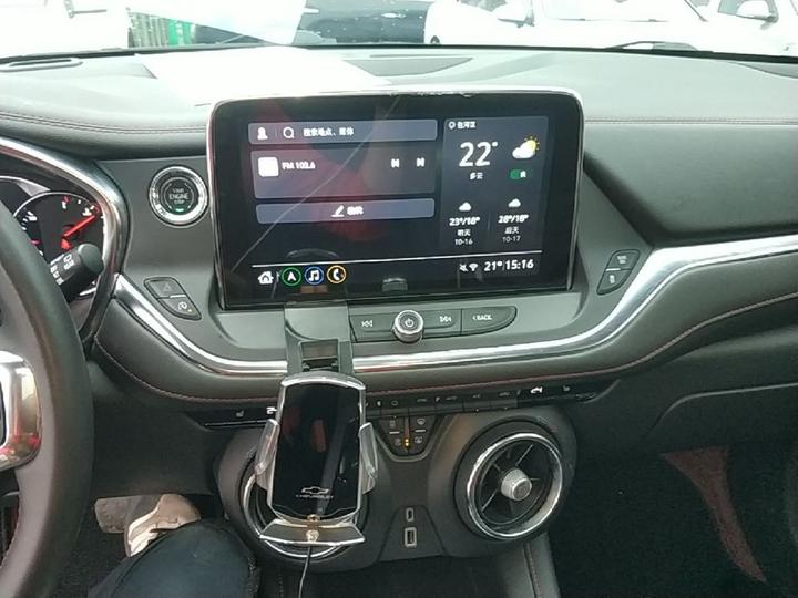 2022 Mild Hybrid 650T Redline 7-Seater photo 8