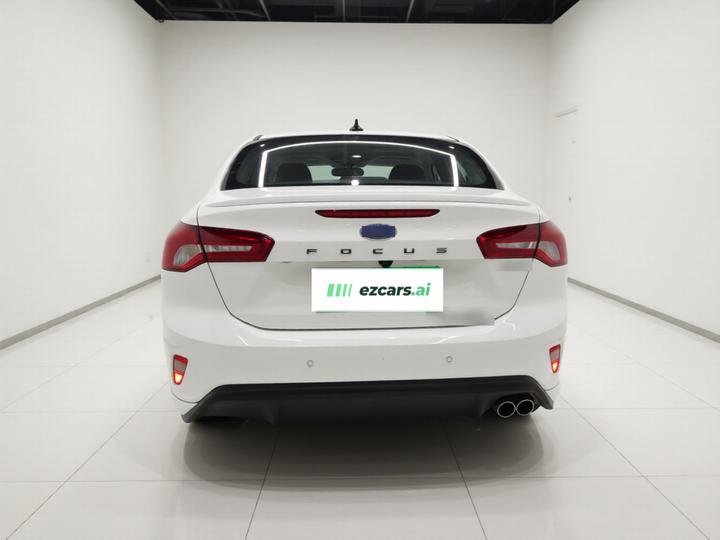 Focus 2020 Sedan EcoBoost 180 AT ST Line photo 5