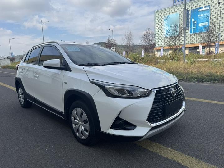 YARiS L 2022 X 1.5L CVT Leading PLUS photo 3