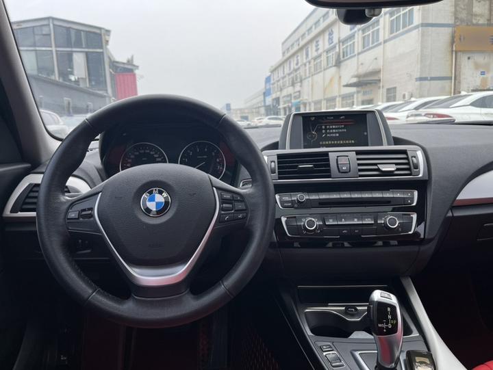 1 Series Imported 2016 118i Leading photo 5