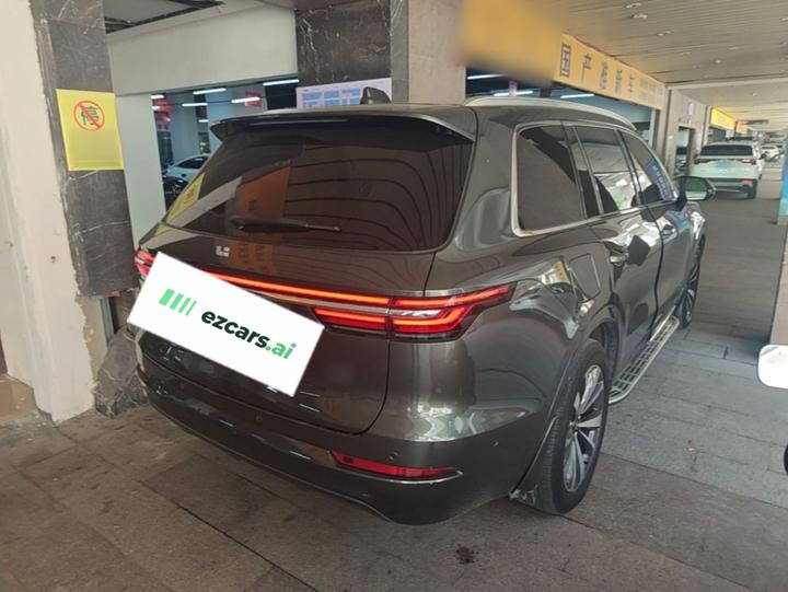 Li Auto ONE 2021 EREV 6-Seater photo 6