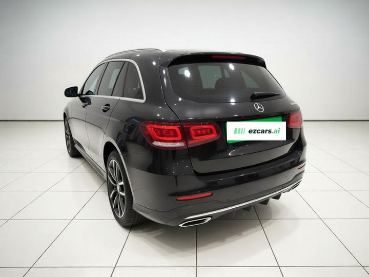 GLC 2021 GLC 300 L 4MATIC Luxury photo 4