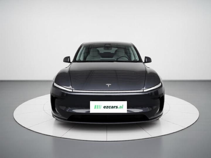 Model Y 2025 RWD photo 2