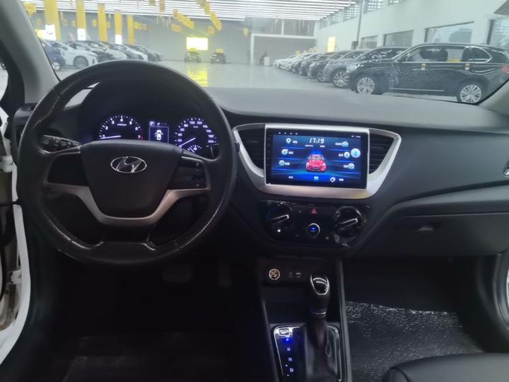 2016 1.4L AT Vitality SPORT photo 5