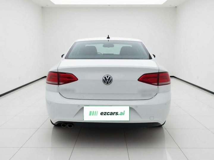 Lamando 2017 230TSI DSG photo 5
