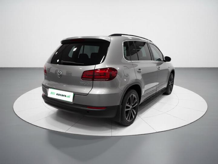 Tiguan 2016 300TSI AT RWD photo 4