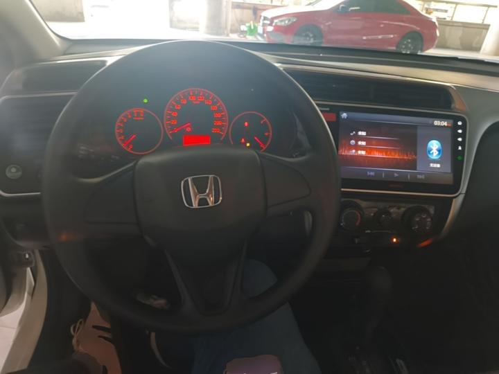2015 1.5L CVT Comfort photo 4
