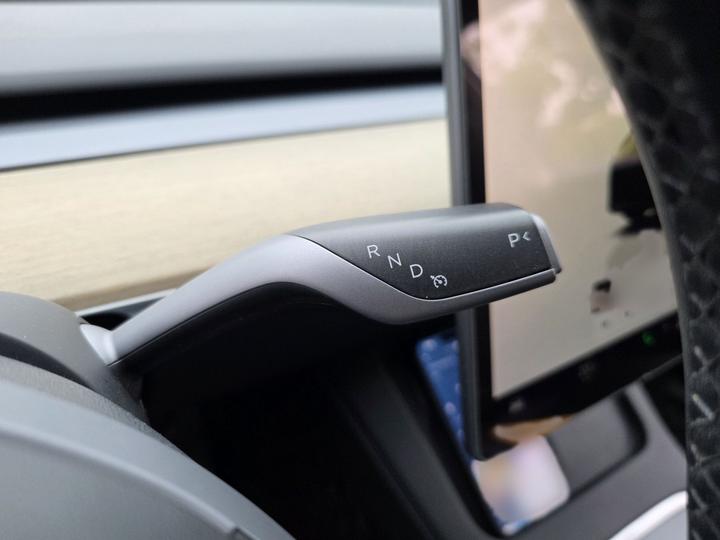 Model Y 2022 Facelift RWD photo 5