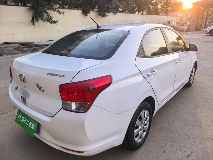 Verna 2017 1.4L MT Refresh Edition China VI photo 4