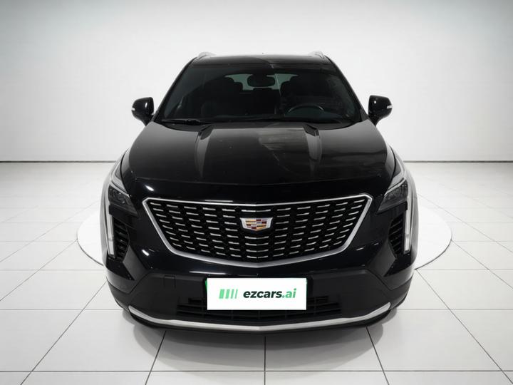 XT4 2020 Facelift 28T RWD Leading photo 2