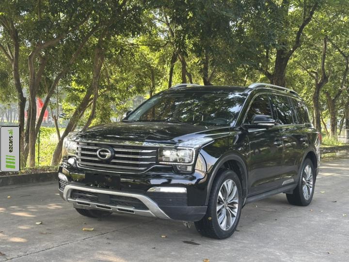 GAC Trumpchi GS8 2017 320T RWD Luxury Connected 7-Seater