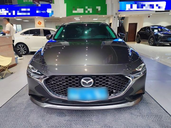 3 Axela 2023 2.0L AT photo 2
