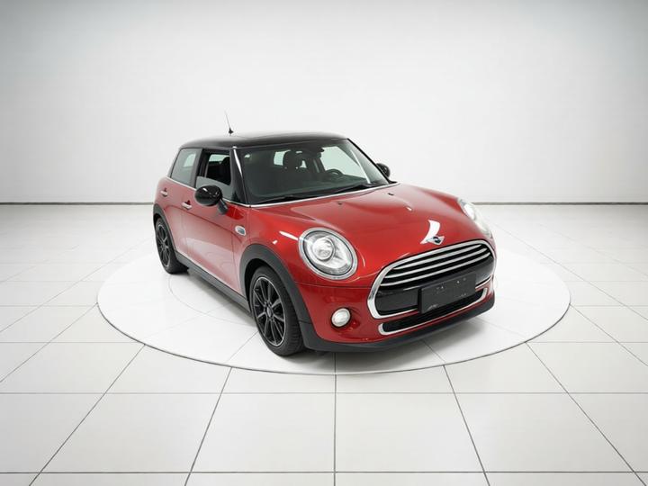 2016 1.5T COOPER 5-Door photo 3