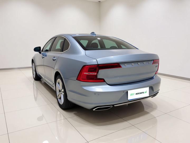 S90 2019 T5 photo 4